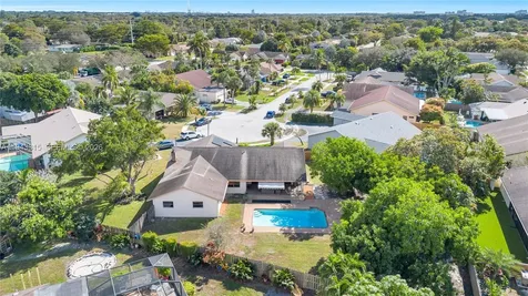 1191 NW 77th Avenue Plantation FL 33322
