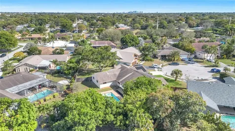 1191 NW 77th Avenue Plantation FL 33322