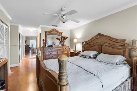 9943 Costa Del Sol Boulevard Doral FL 33178