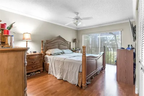 9943 Costa Del Sol Boulevard Doral FL 33178