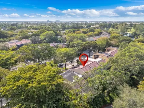 9943 Costa Del Sol Boulevard Doral FL 33178