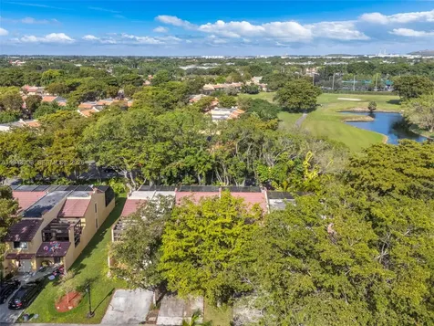 9943 Costa Del Sol Boulevard Doral FL 33178