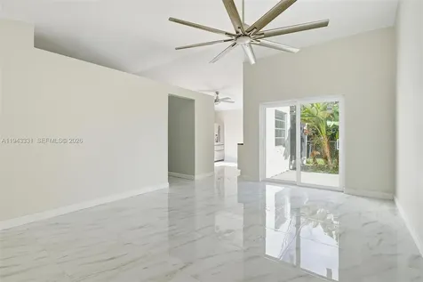 19463 NW 62nd Place Hialeah FL 33015