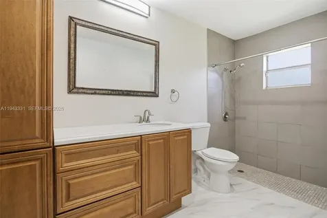19463 NW 62nd Place Hialeah FL 33015