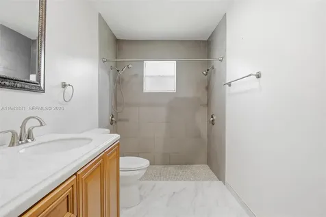19463 NW 62nd Place Hialeah FL 33015