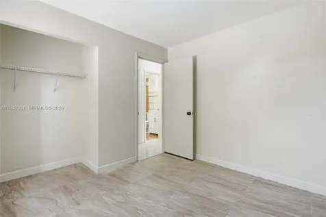 19463 NW 62nd Place Hialeah FL 33015