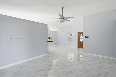 19463 NW 62nd Place Hialeah FL 33015