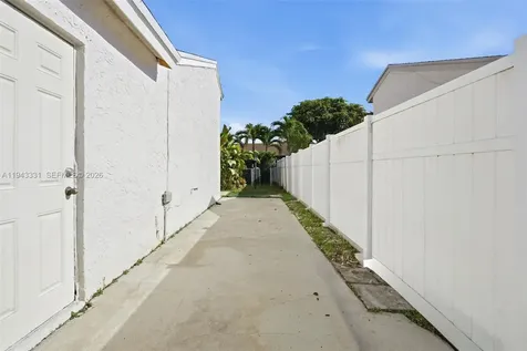 19463 NW 62nd Place Hialeah FL 33015