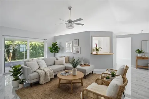 19463 NW 62nd Place Hialeah FL 33015