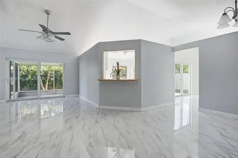 19463 NW 62nd Place Hialeah FL 33015