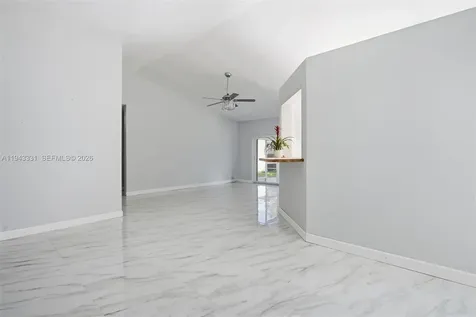 19463 NW 62nd Place Hialeah FL 33015