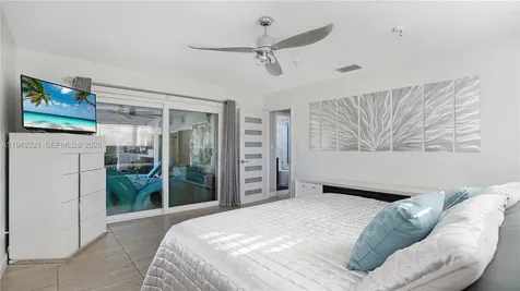 5921 SW 17th Street Plantation FL 33317