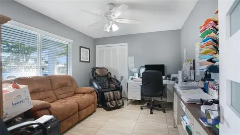 5921 SW 17th Street Plantation FL 33317