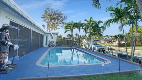 5921 SW 17th Street Plantation FL 33317