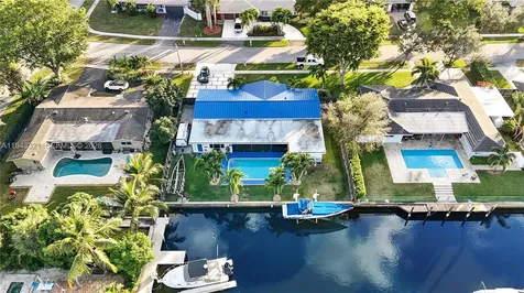 5921 SW 17th Street Plantation FL 33317