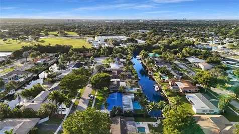 5921 SW 17th Street Plantation FL 33317