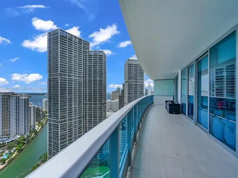 200 Biscayne Boulevard Way Miami FL 33131