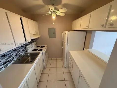 2916 Funston Street Hollywood FL 33020