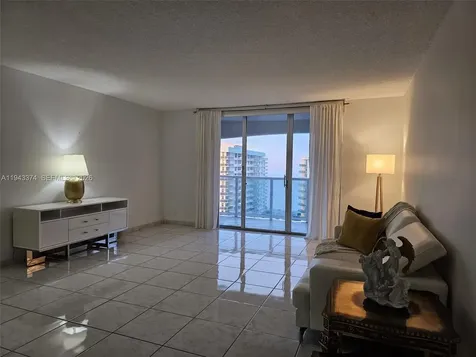 3800 E Ocean Drive Hollywood FL 33019