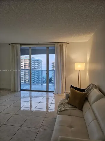 3800 E Ocean Drive Hollywood FL 33019