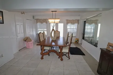 8571 NW 10th Street Pembroke Pines FL 33024