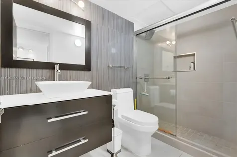 3140 S Ocean Drive Hallandale Beach FL 33009
