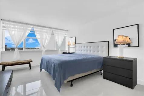 3140 S Ocean Drive Hallandale Beach FL 33009