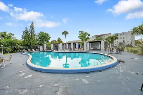 2850 Somerset Drive Lauderdale Lakes FL 33311