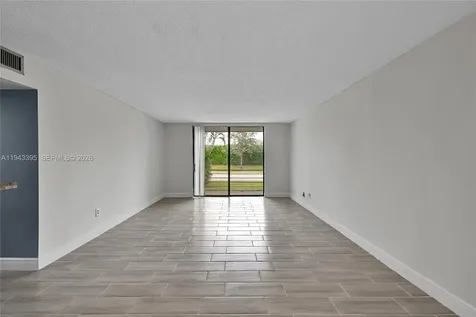 2850 Somerset Drive Lauderdale Lakes FL 33311