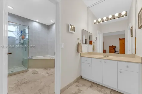9125 NW 172nd Terrace Hialeah FL 33018