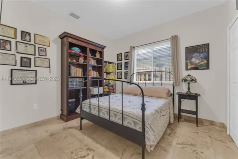 9125 NW 172nd Terrace Hialeah FL 33018