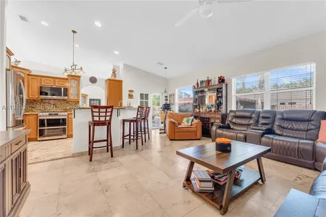 9125 NW 172nd Terrace Hialeah FL 33018