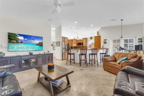 9125 NW 172nd Terrace Hialeah FL 33018