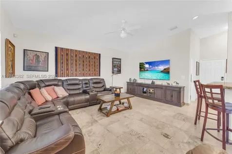 9125 NW 172nd Terrace Hialeah FL 33018