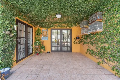 9125 NW 172nd Terrace Hialeah FL 33018