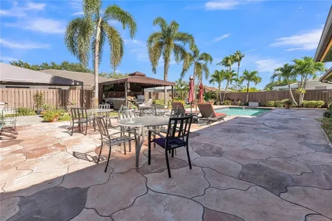 9125 NW 172nd Terrace Hialeah FL 33018