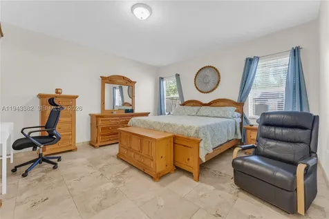 9125 NW 172nd Terrace Hialeah FL 33018