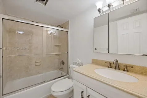 1501 NE 191st Street Miami FL 33179