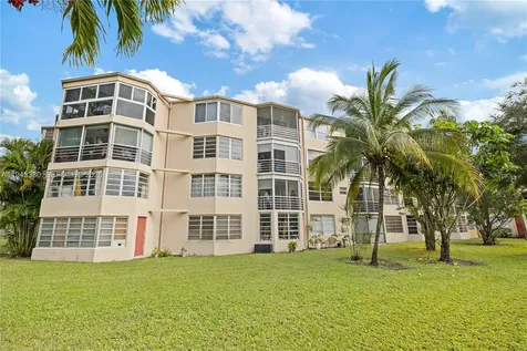 1501 NE 191st Street Miami FL 33179