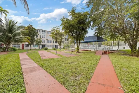 1501 NE 191st Street Miami FL 33179