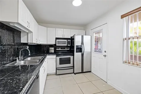 1501 NE 191st Street Miami FL 33179