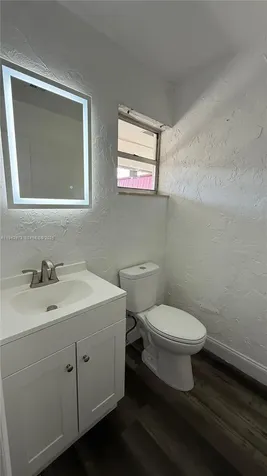 1400 NE 191st Street Miami FL 33179
