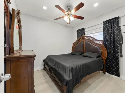 355 W 62nd Street Hialeah FL 33012
