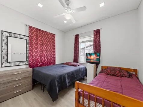 355 W 62nd Street Hialeah FL 33012