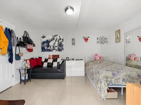 355 W 62nd Street Hialeah FL 33012