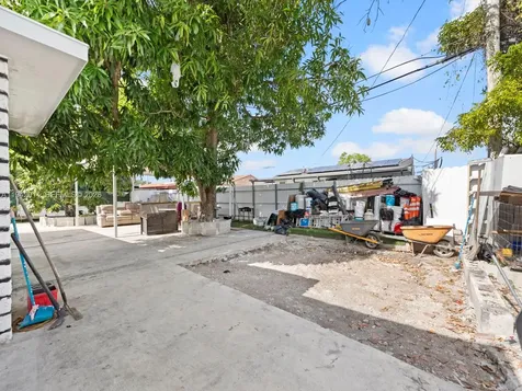 355 W 62nd Street Hialeah FL 33012