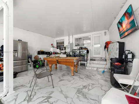 355 W 62nd Street Hialeah FL 33012