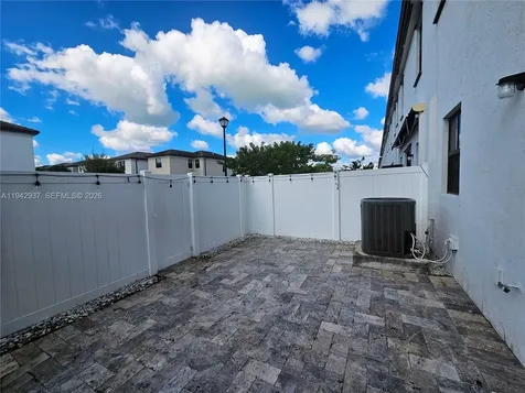 10918 W 33rd Way Hialeah FL 33018