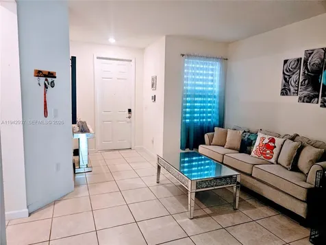 10918 W 33rd Way Hialeah FL 33018
