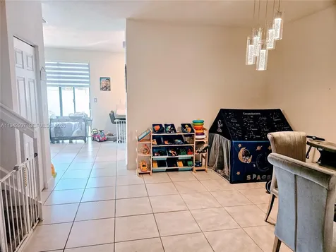 10918 W 33rd Way Hialeah FL 33018